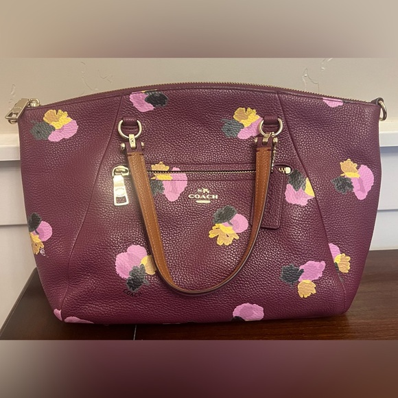 Sold - Picture 3 of 8